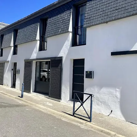 Διαμέρισμα Petite Maison A 100m De La Et Du Centre *
